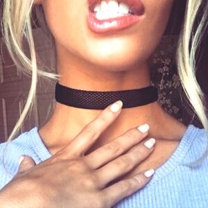 Choker necklace🖤
